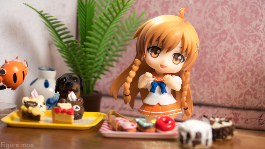 Figure-moe-Mirais-BIG-Birthday-Gift-1