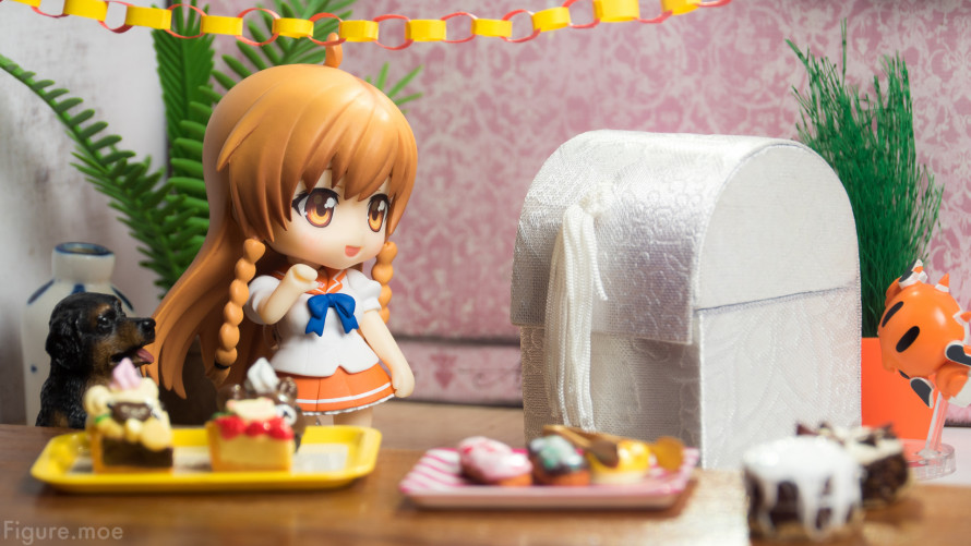 Figure-moe-Mirais-BIG-Birthday-Gift-3