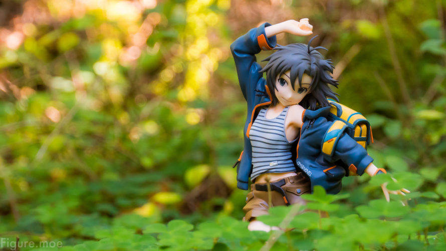 Figure-Moe-Makoto-Kikuchi-09